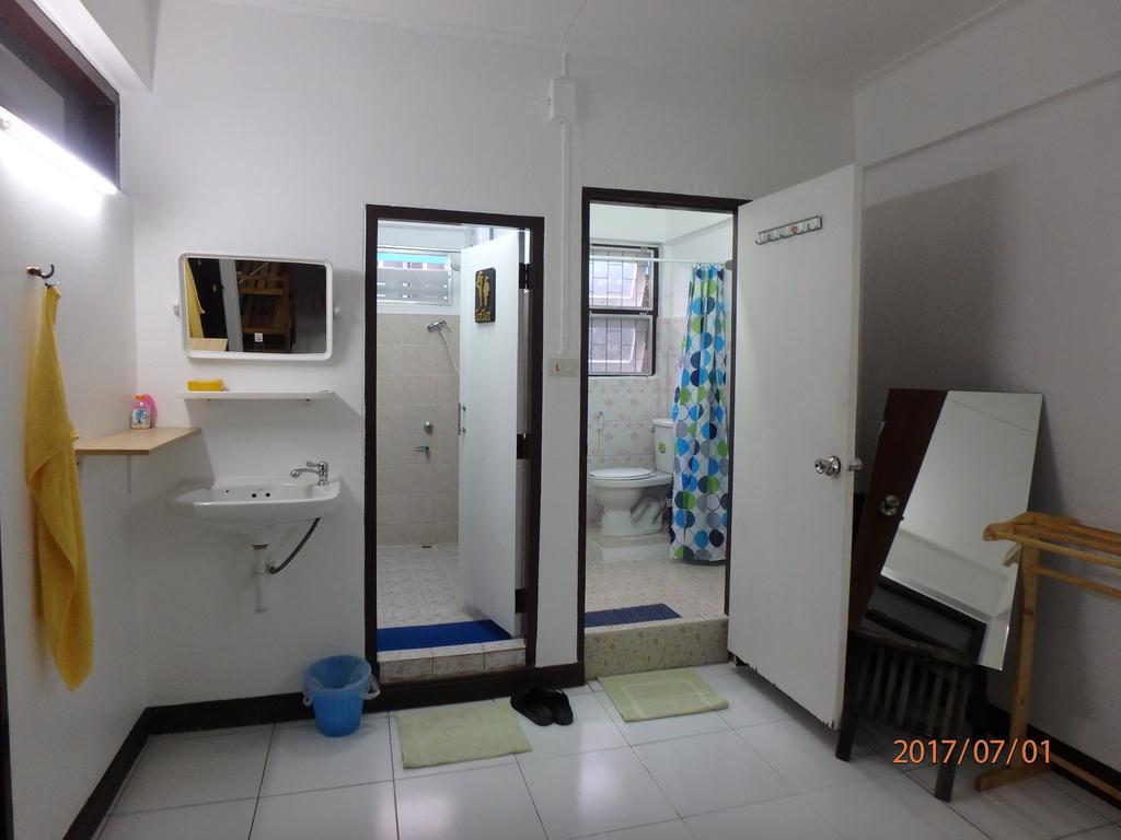Ferienwohnung The Blue14 House Chiang Mai Exterior foto