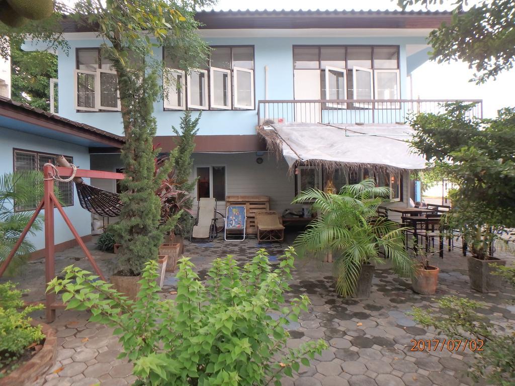 Ferienwohnung The Blue14 House Chiang Mai Exterior foto