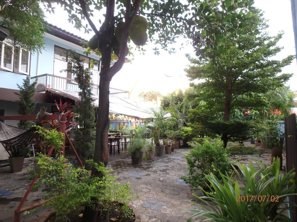 Ferienwohnung The Blue14 House Chiang Mai Exterior foto
