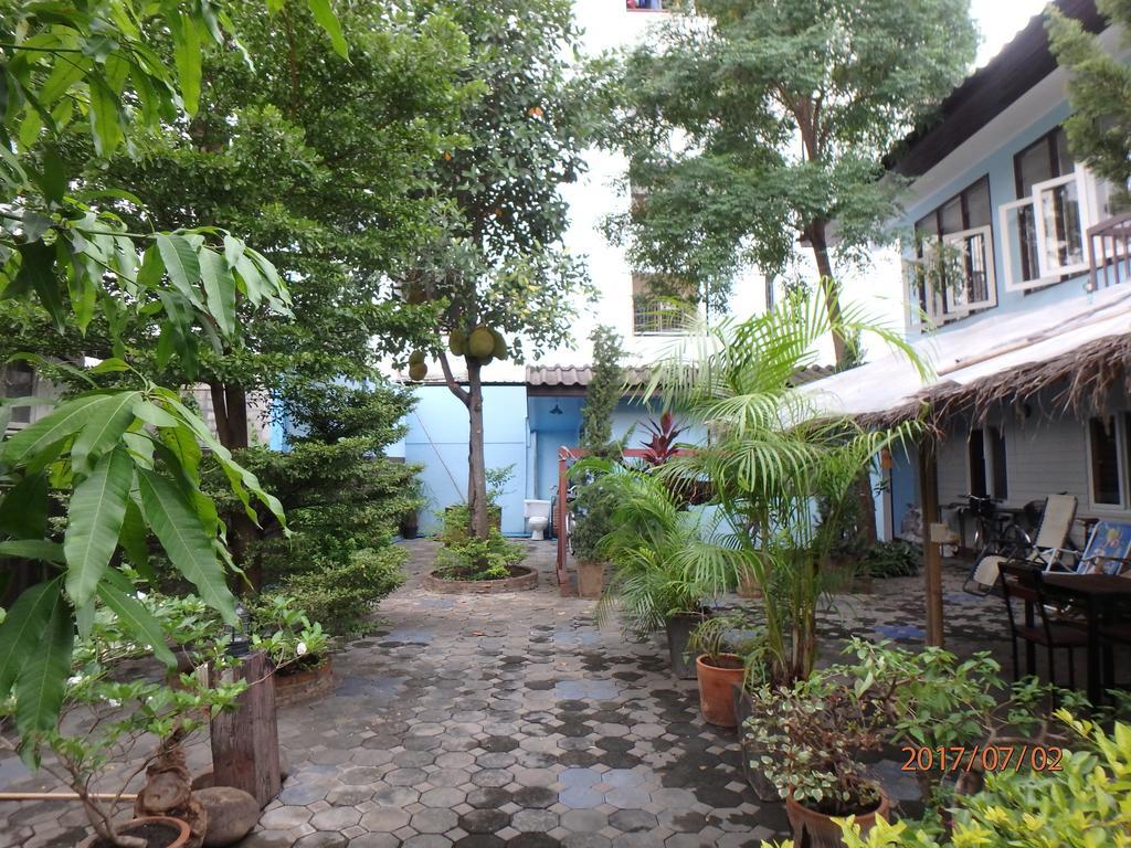 Ferienwohnung The Blue14 House Chiang Mai Exterior foto