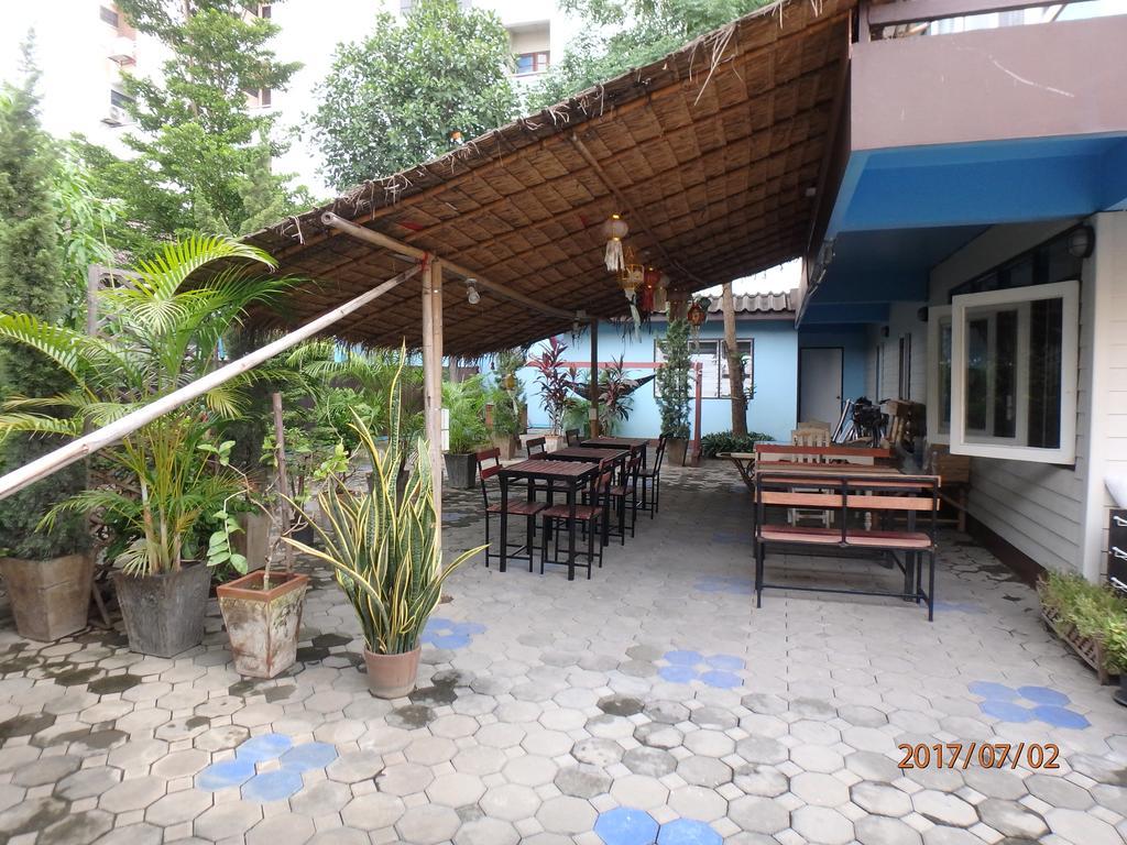 Ferienwohnung The Blue14 House Chiang Mai Exterior foto